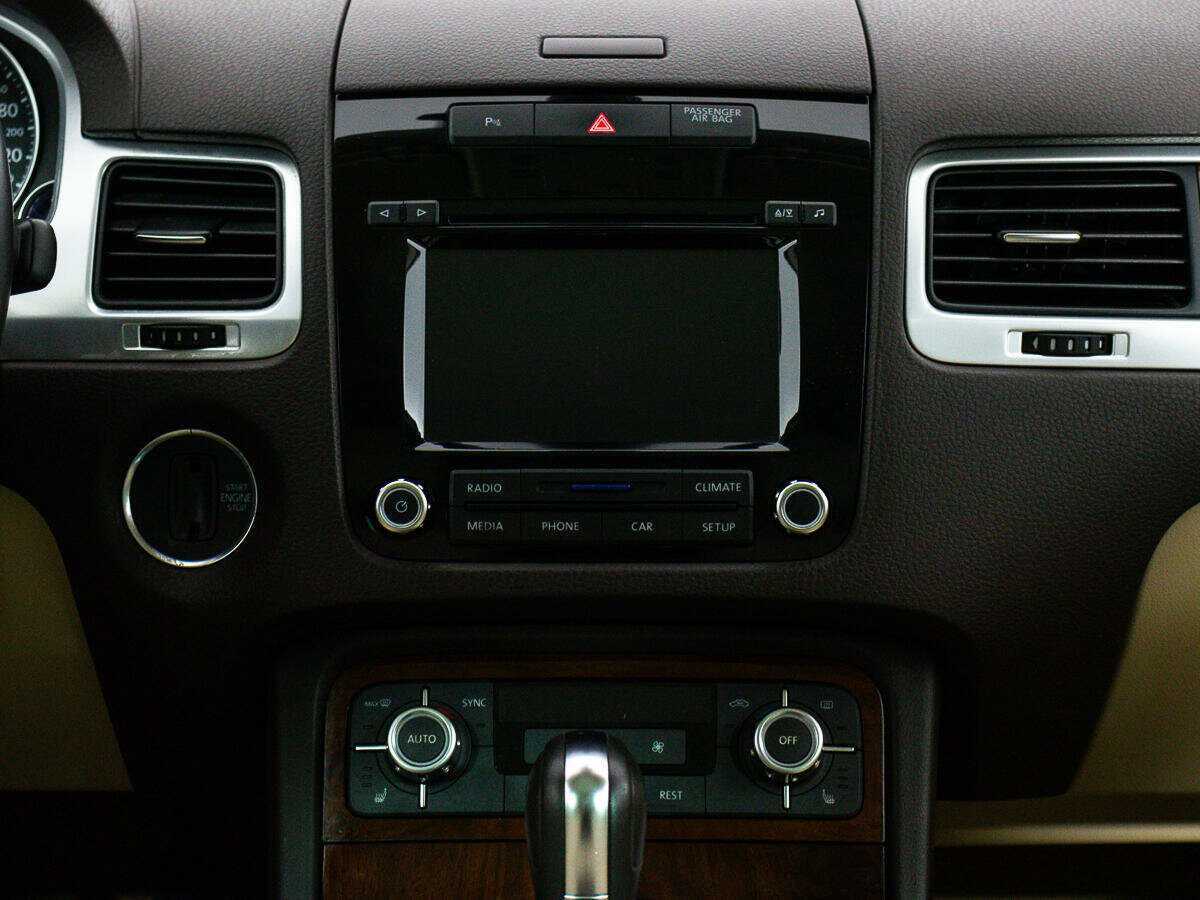 Купить Volkswagen Touareg, 2011, 231 956 км, фото №13