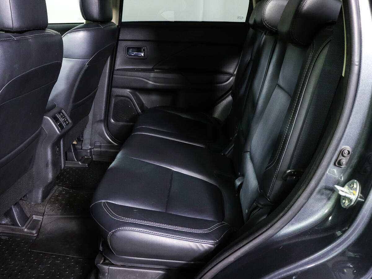 Купить Mitsubishi Outlander, 2020, 159 325 км, фото №10