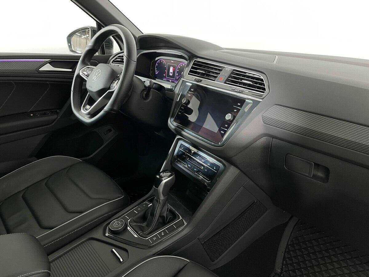 Купить Volkswagen Tiguan, 2021, 31 000 км, фото №9