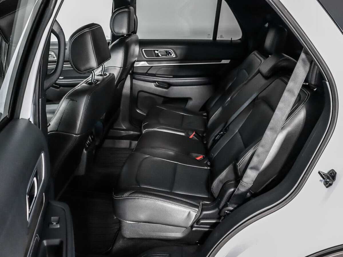 Купить Ford Explorer, 2017, 140 756 км, фото №11