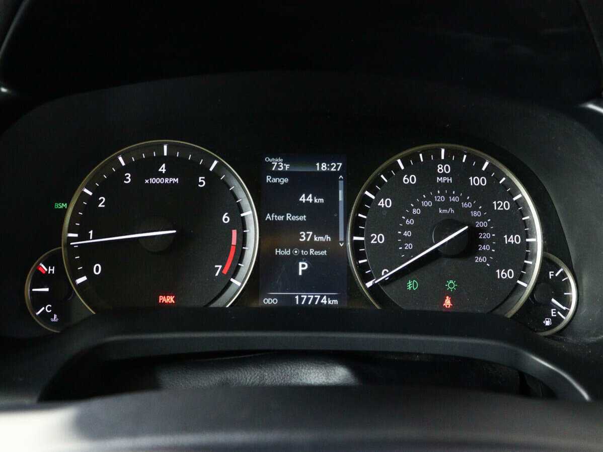 Купить Lexus RX 300, 2021, 11 050 км, фото №11