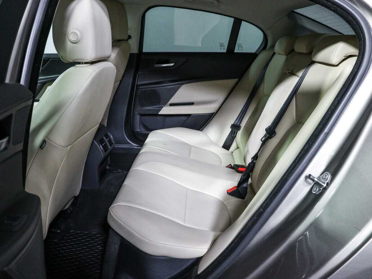Купить Jaguar XE, 2017, 133 521 км, фото №10