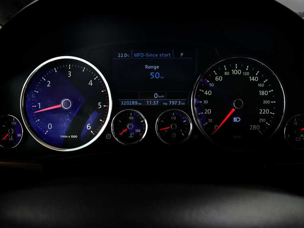 Купить Volkswagen Touareg, 2008, 320 288 км, фото №10