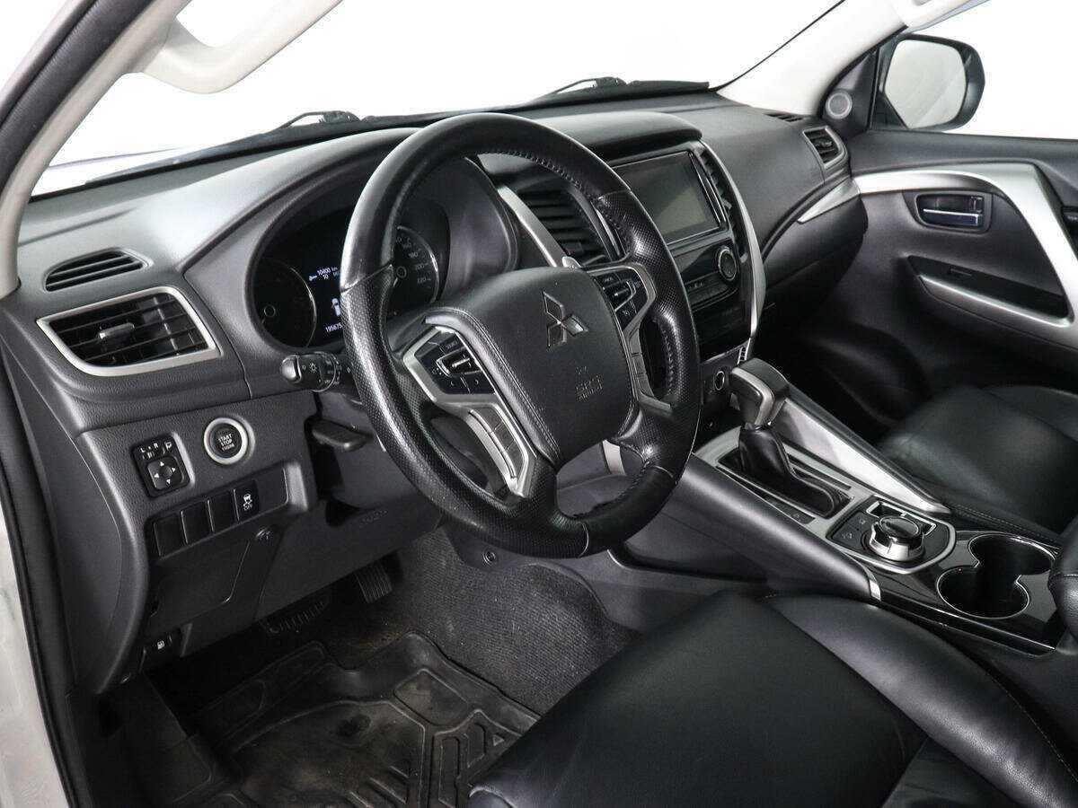 Купить Mitsubishi Pajero Sport, 2018, 195 673 км, фото №9