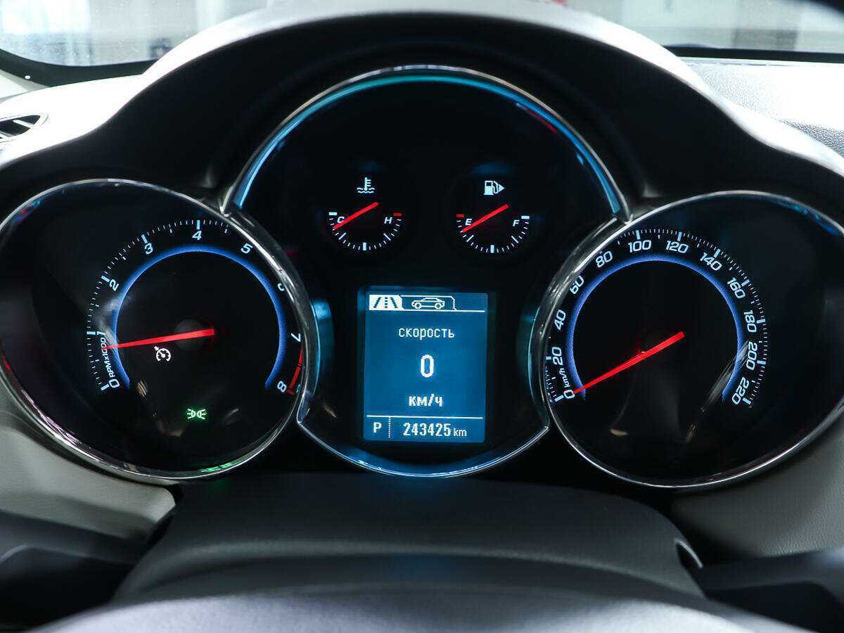 Купить Chevrolet Cruze, 2013, 243 424 км, фото №14