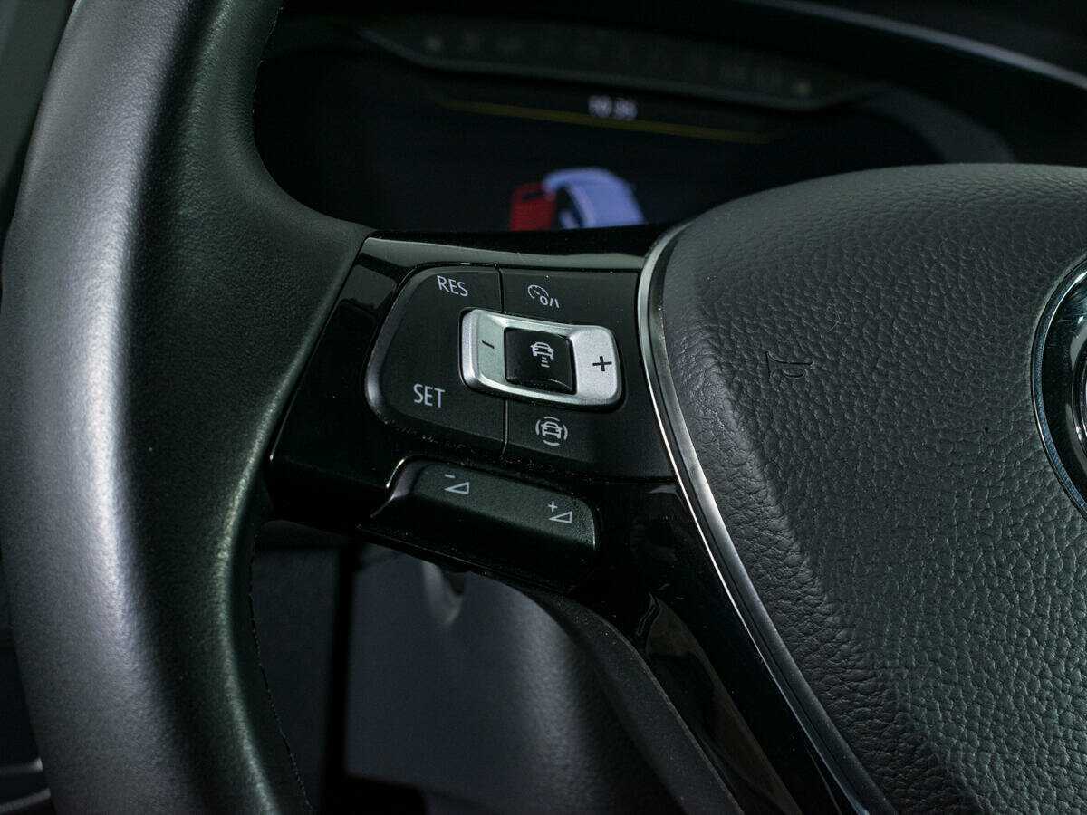 Купить Volkswagen Tiguan, 2018, 114 708 км, фото №14