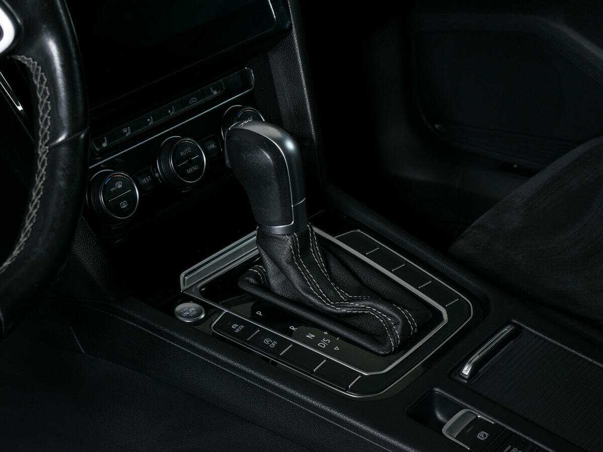 Купить Volkswagen Arteon, 2018, 142 580 км, фото №17