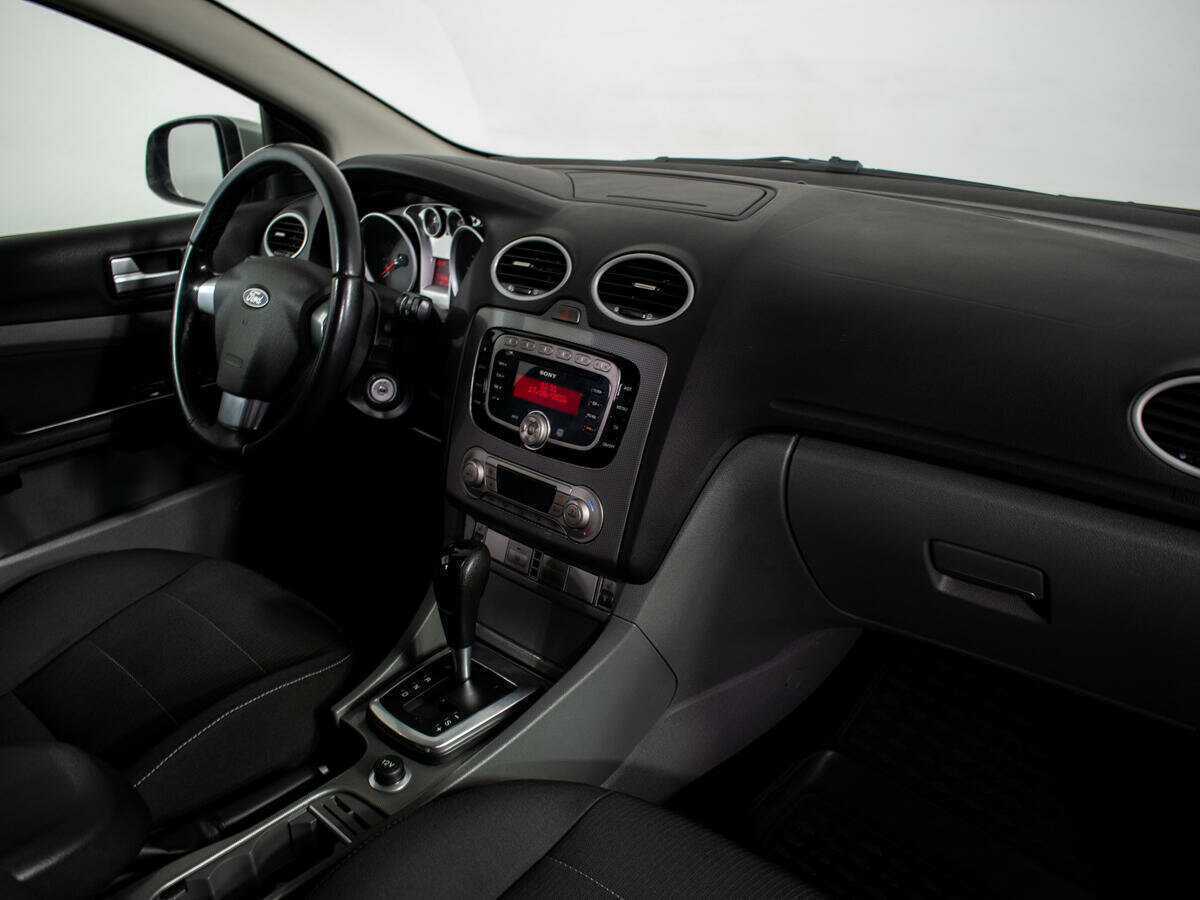 Купить Ford Focus, 2010, 170 403 км, фото №7