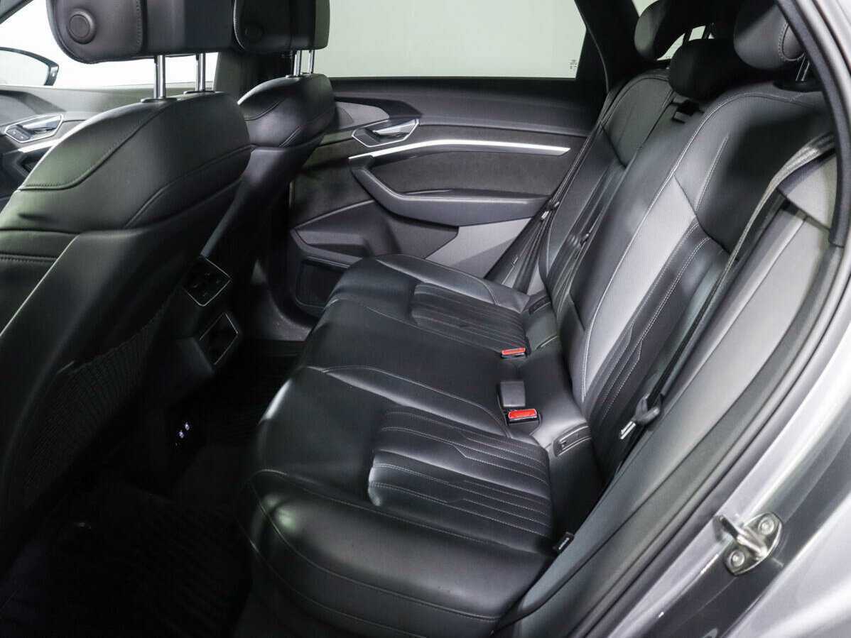Купить Audi e-tron 55, 2020, 42 580 км, фото №8