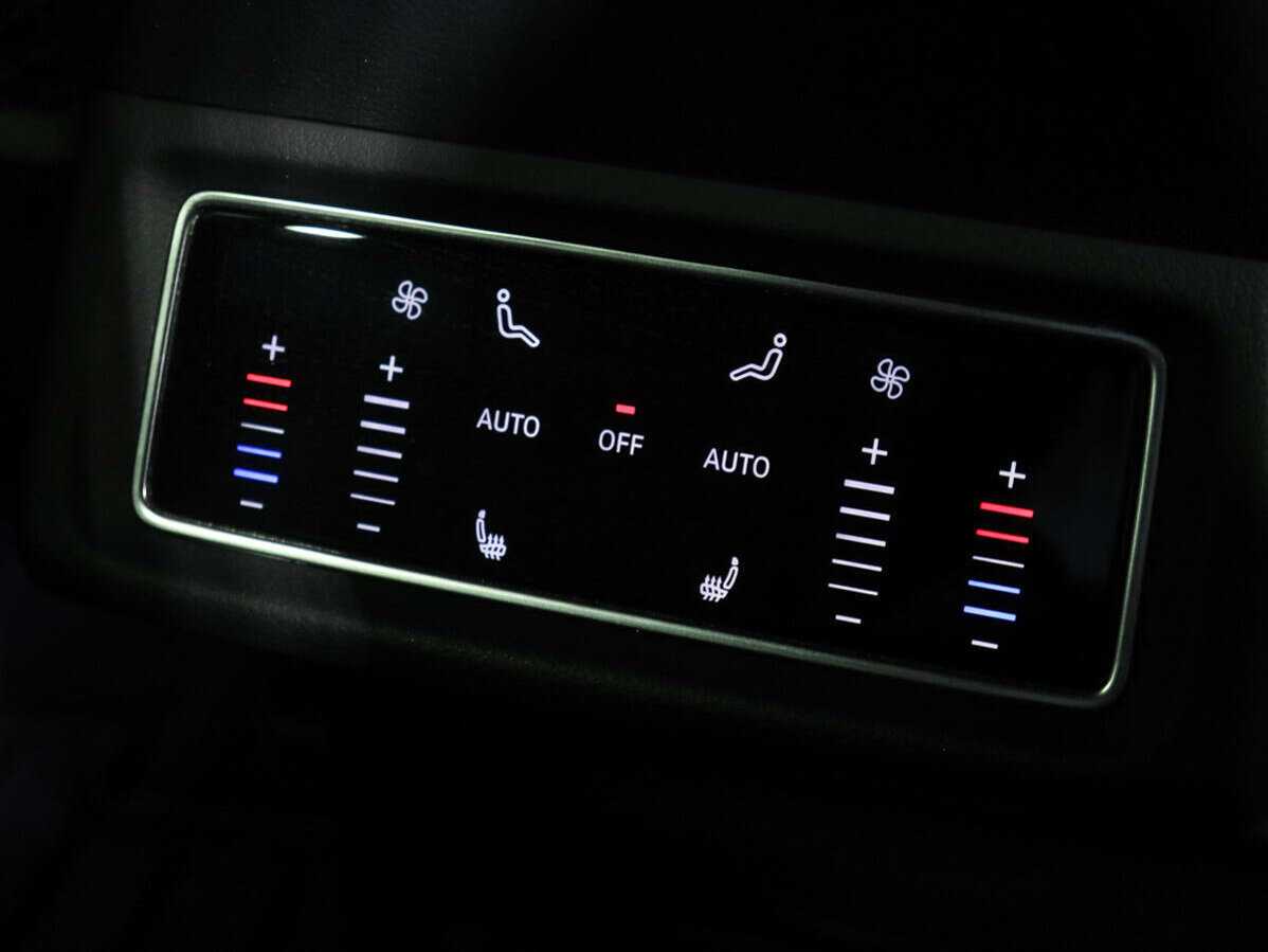 Купить Audi e-tron 55, 2020, 42 580 км, фото №12