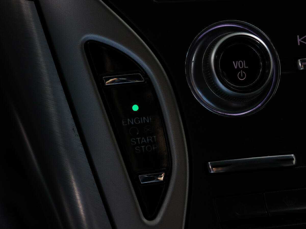 Купить Lincoln Nautilus, 2019, 38 315 км, фото №15