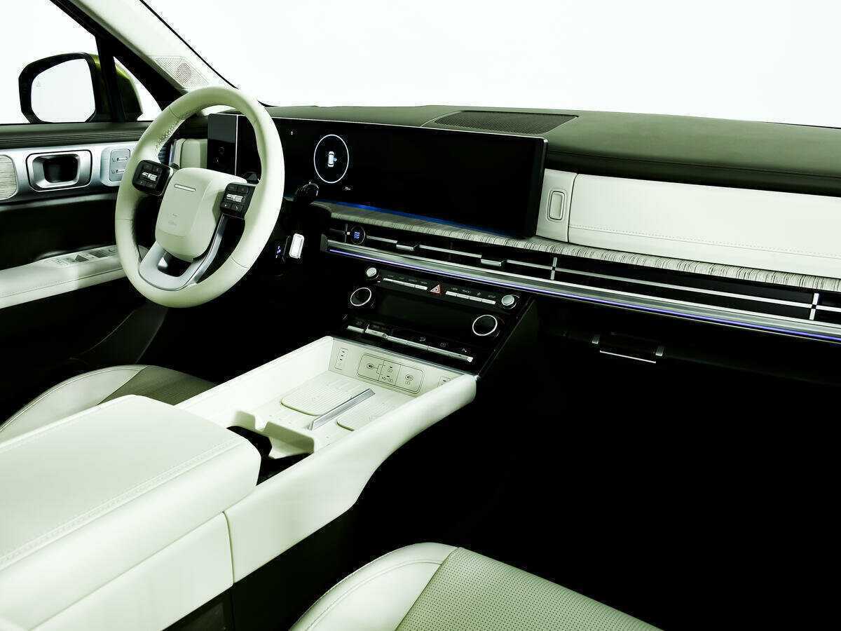 Купить Hyundai Santa Fe, 2024, 70 км, фото №9