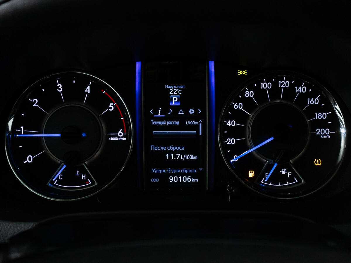 Купить Toyota Fortuner, 2018, 90 102 км, фото №12