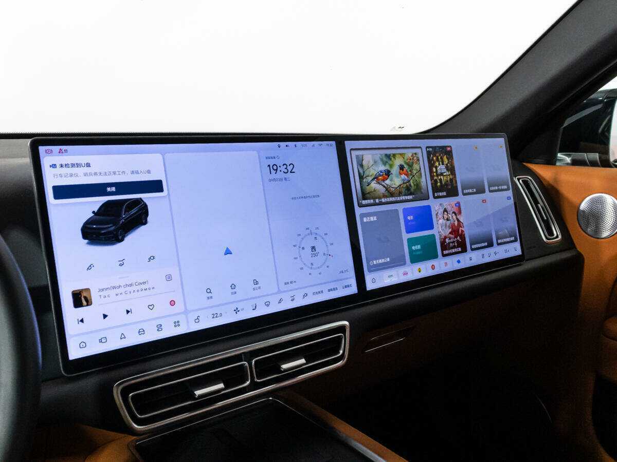 Купить LiXiang L7 52.3 kWh, 2024, 43 км, фото №19