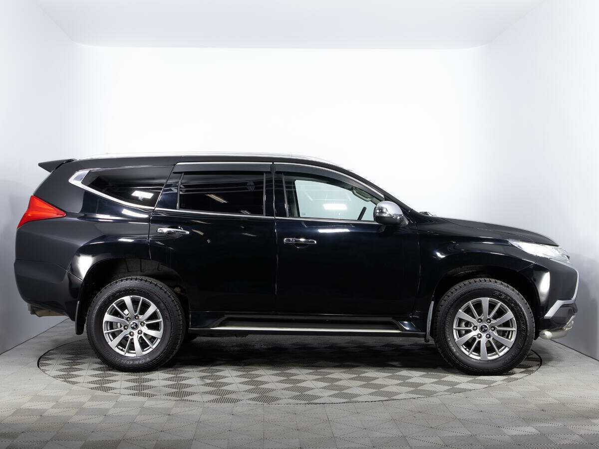 Купить Mitsubishi Pajero Sport, 2017, 100 400 км, фото №4
