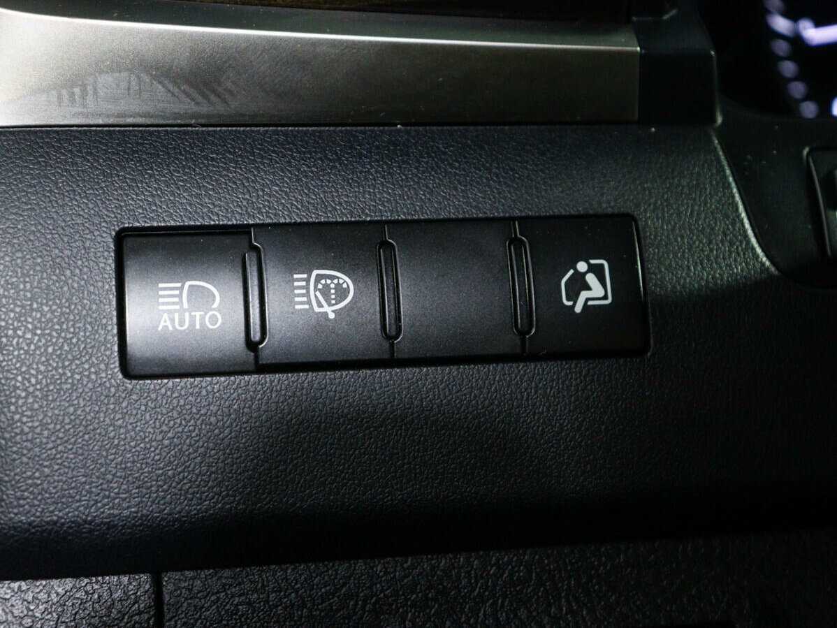 Купить Lexus LX 570, 2017, 137 316 км, фото №22