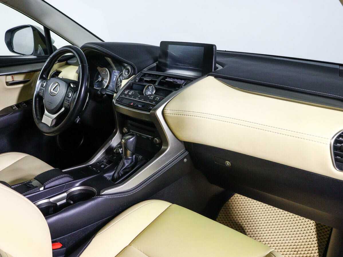 Купить Lexus NX 200, 2017, 73 890 км, фото №7