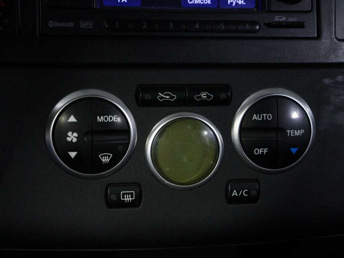 Купить Nissan Tiida, 2011, 225 000 км, фото №18