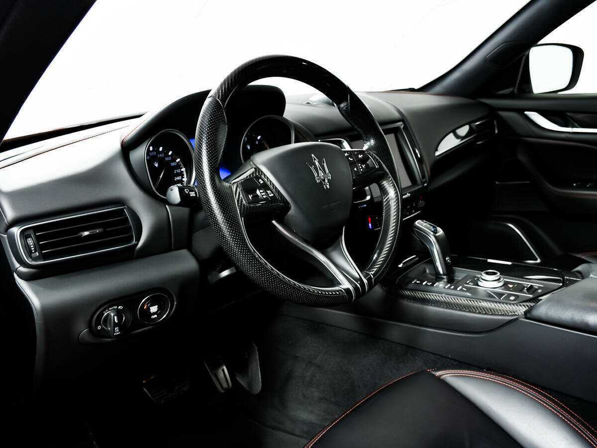 Купить Maserati Levante Diesel, 2019, 81 200 км, фото №12