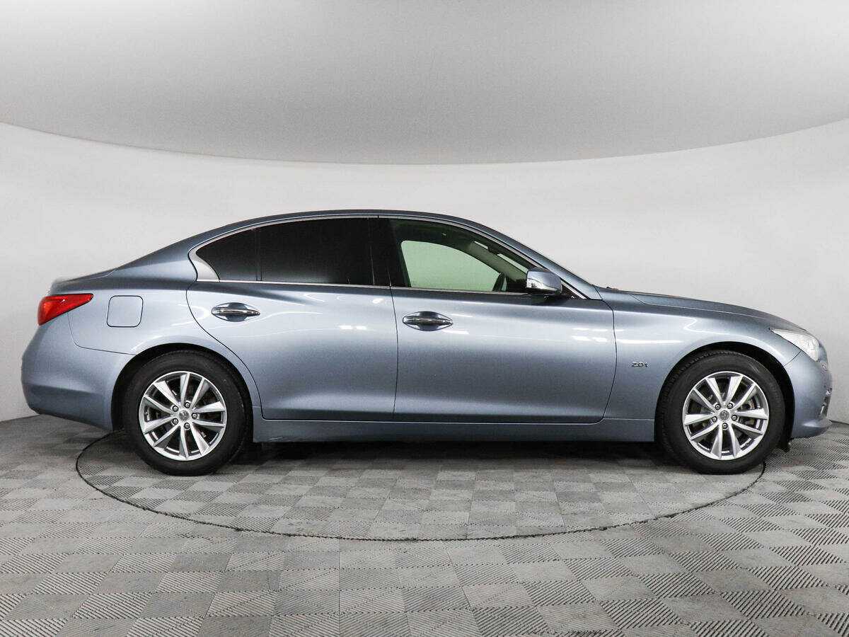 Купить Infiniti Q50, 2016, 133 885 км, фото №4