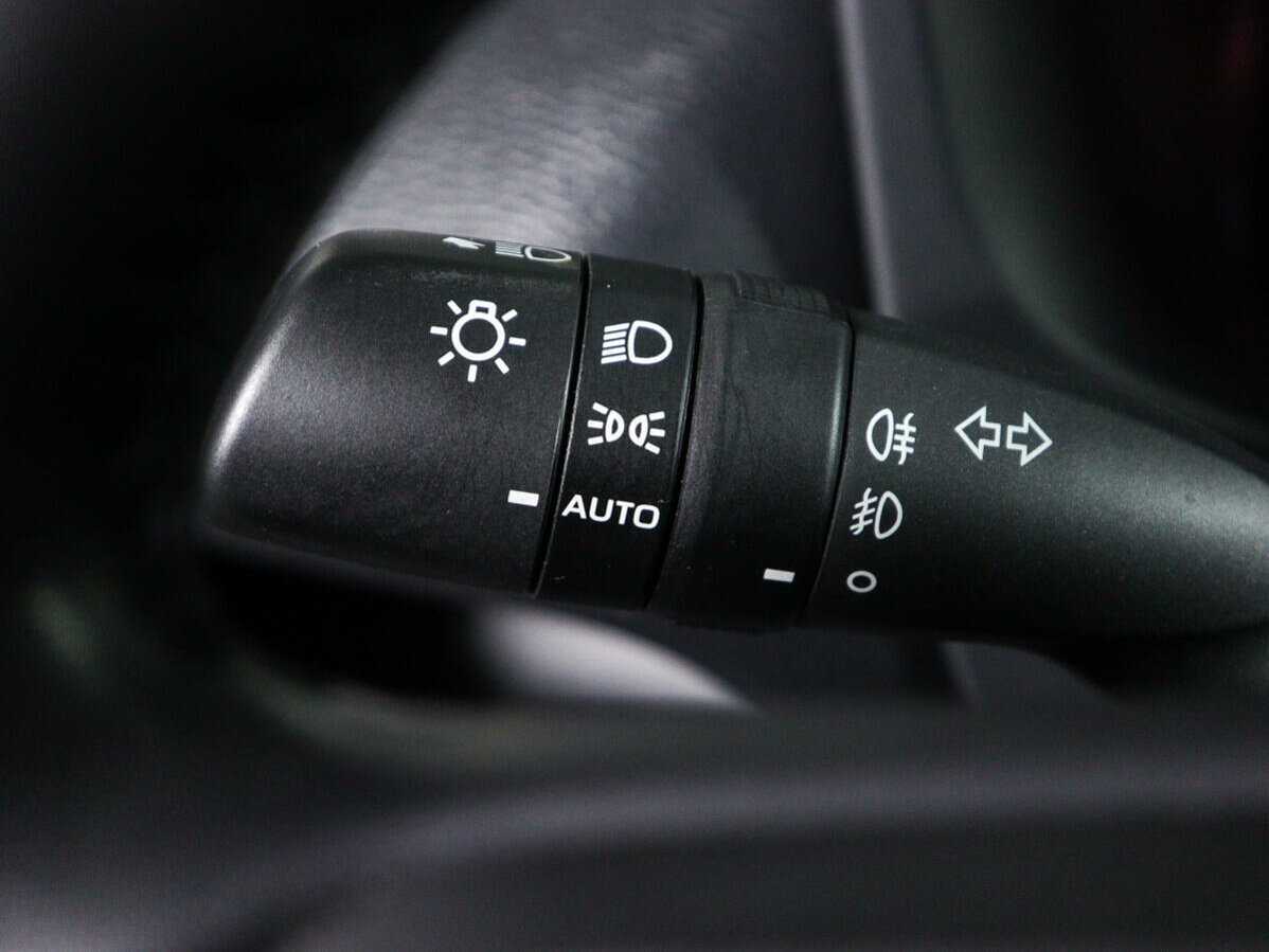 Купить Toyota RAV4, 2021, 52 600 км, фото №19