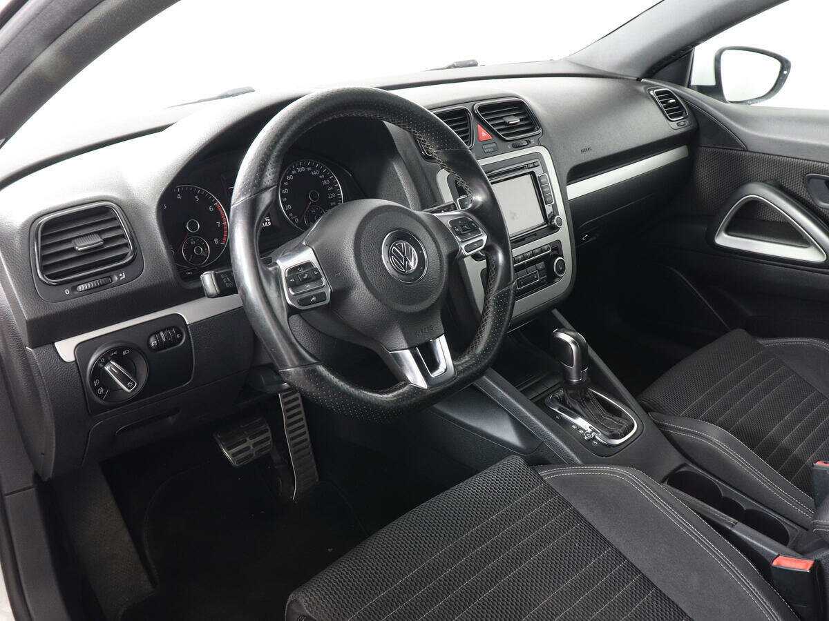 Купить Volkswagen Scirocco, 2011, 183 164 км, фото №9