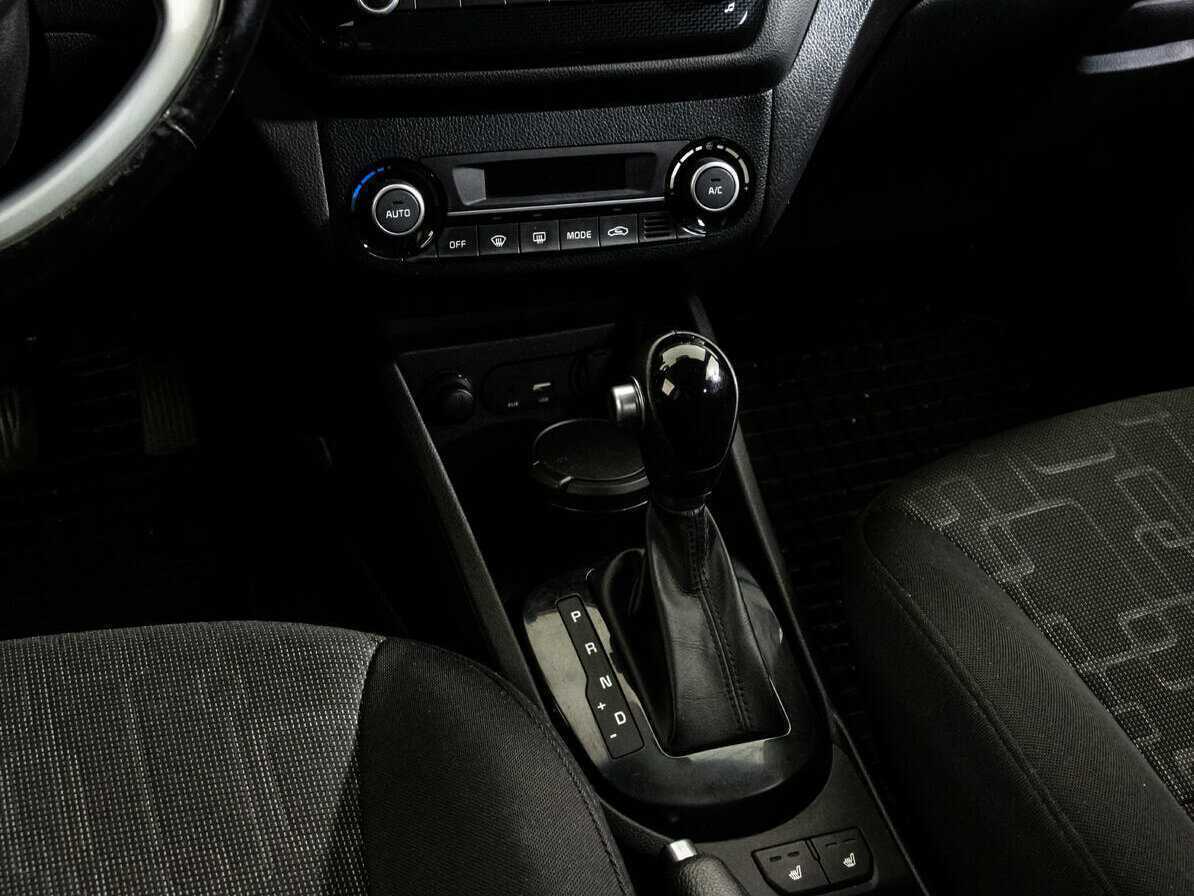 Купить Kia Rio, 2016, 91 800 км, фото №10