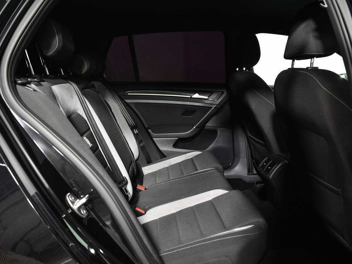 Купить Volkswagen Golf R, 2014, 125 376 км, фото №10