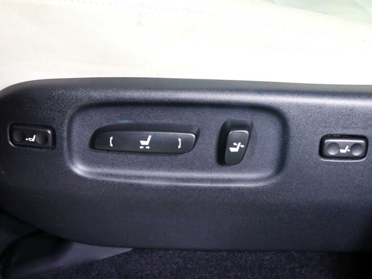 Купить Lexus LX 570, 2015, 145 022 км, фото №15