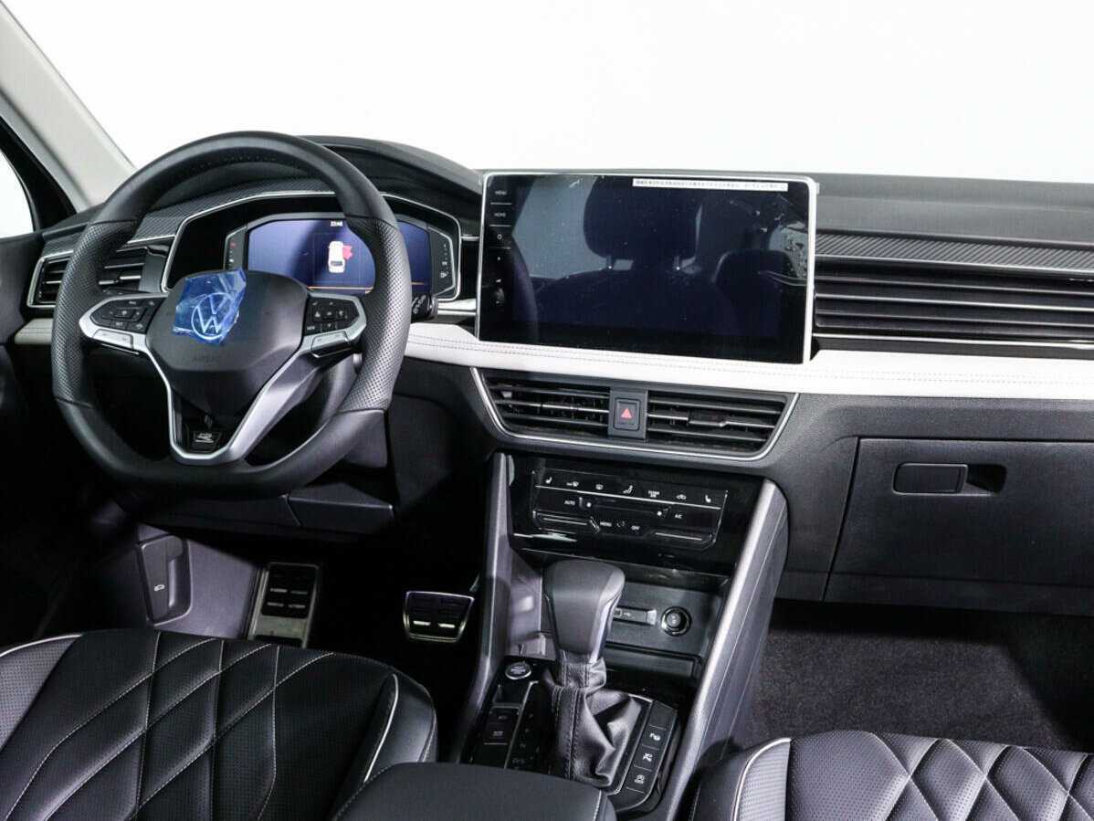 Купить Volkswagen Tiguan L, 2023, 60 км, фото №10