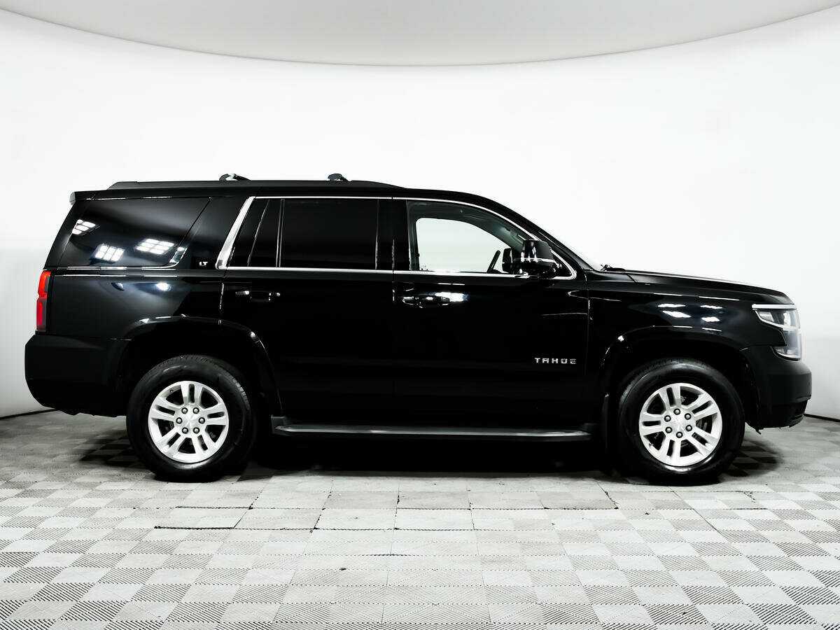 Купить Chevrolet Tahoe, 2017, 133 125 км, фото №4