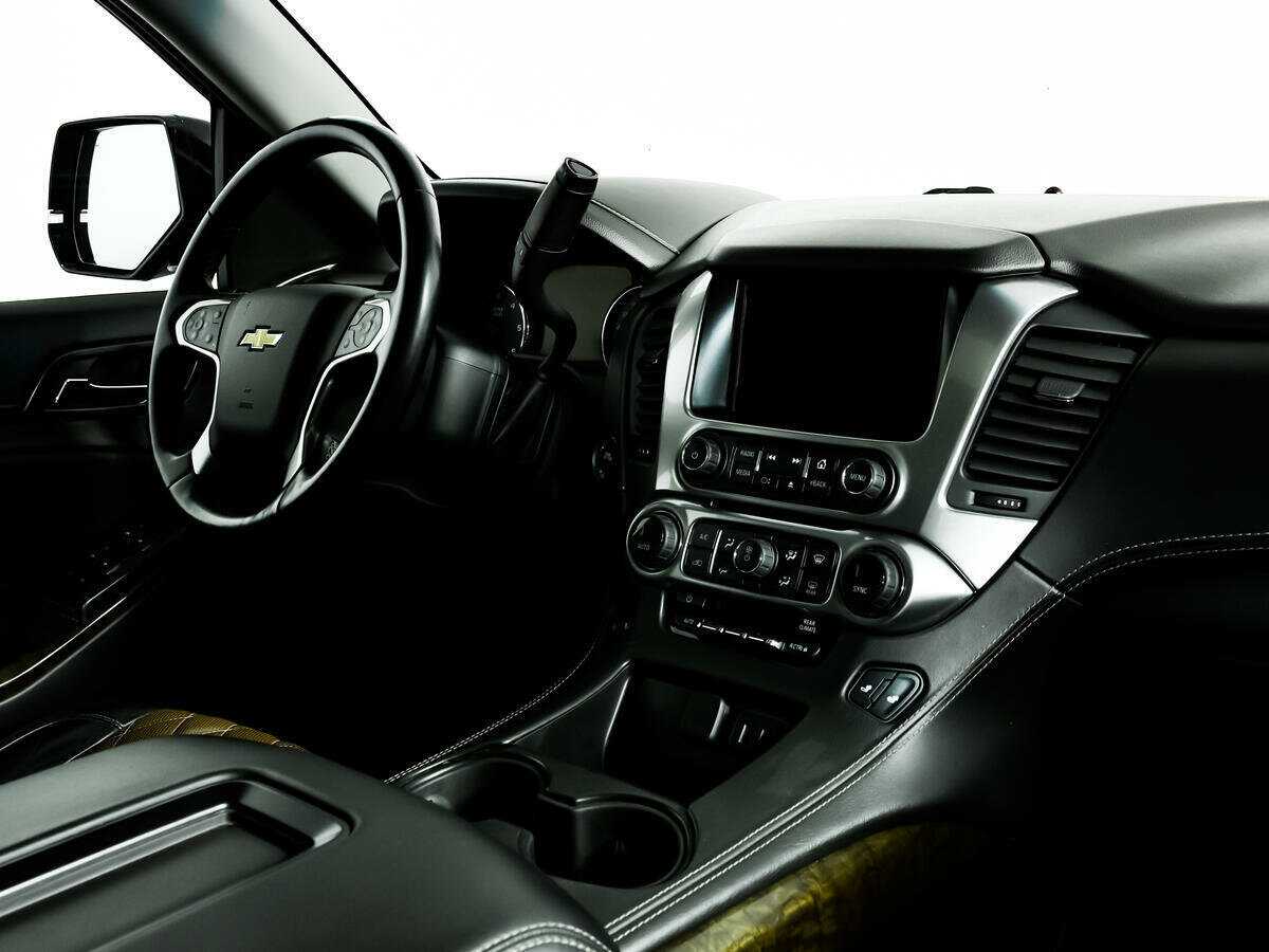 Купить Chevrolet Tahoe, 2017, 133 125 км, фото №9