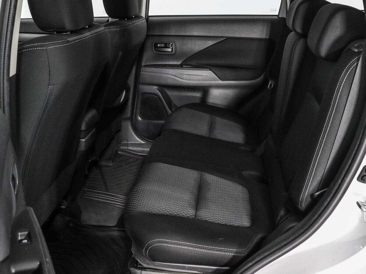 Купить Mitsubishi Outlander, 2018, 55 538 км, фото №10