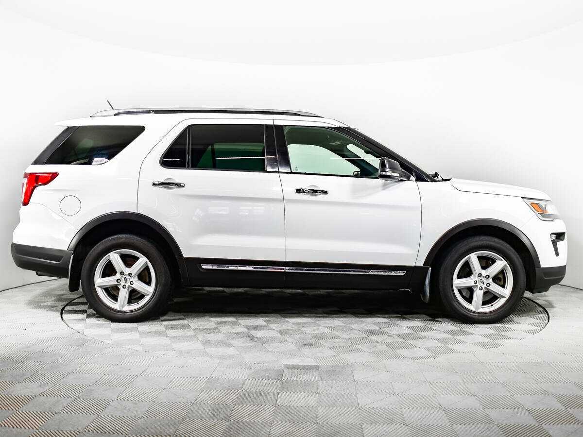 Купить Ford Explorer, 2019, 114 960 км, фото №4