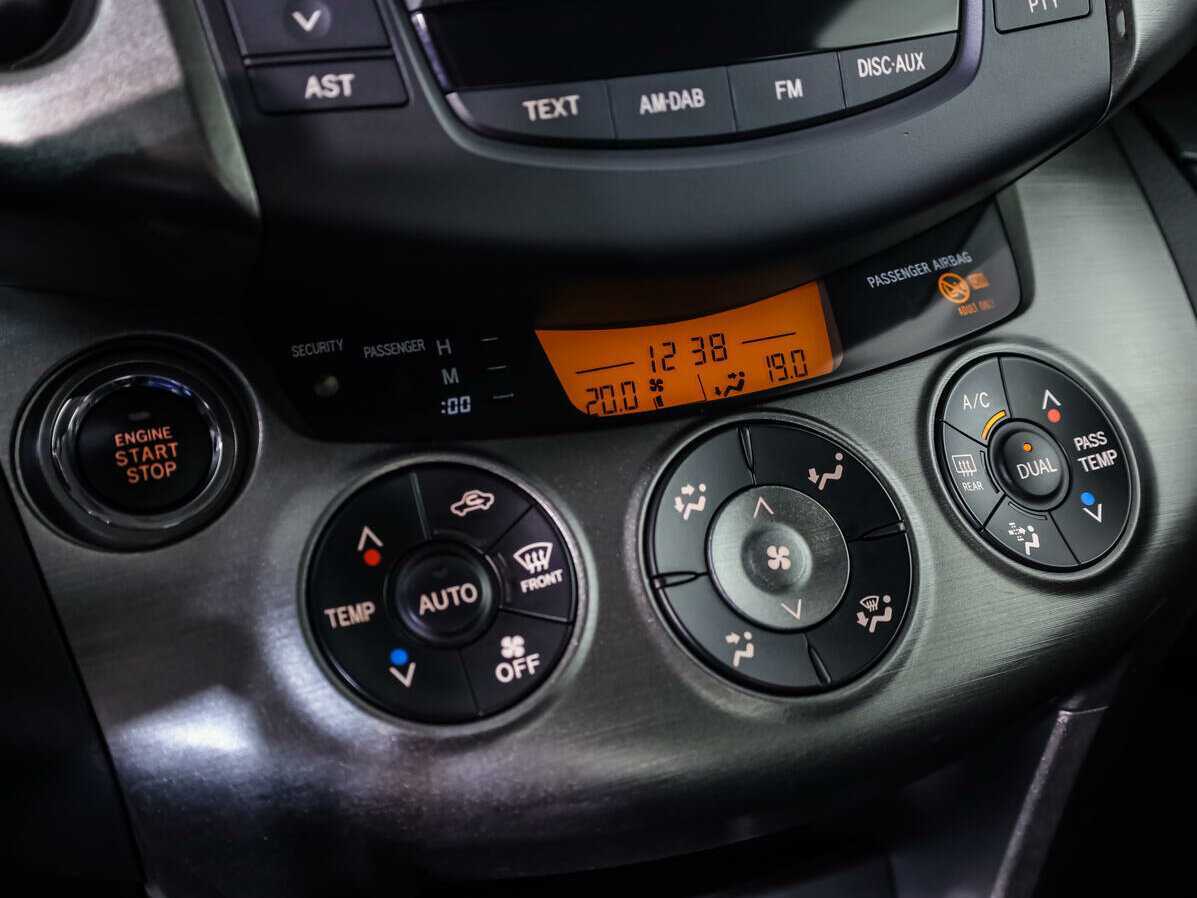 Купить Toyota RAV4, 2011, 162 489 км, фото №13