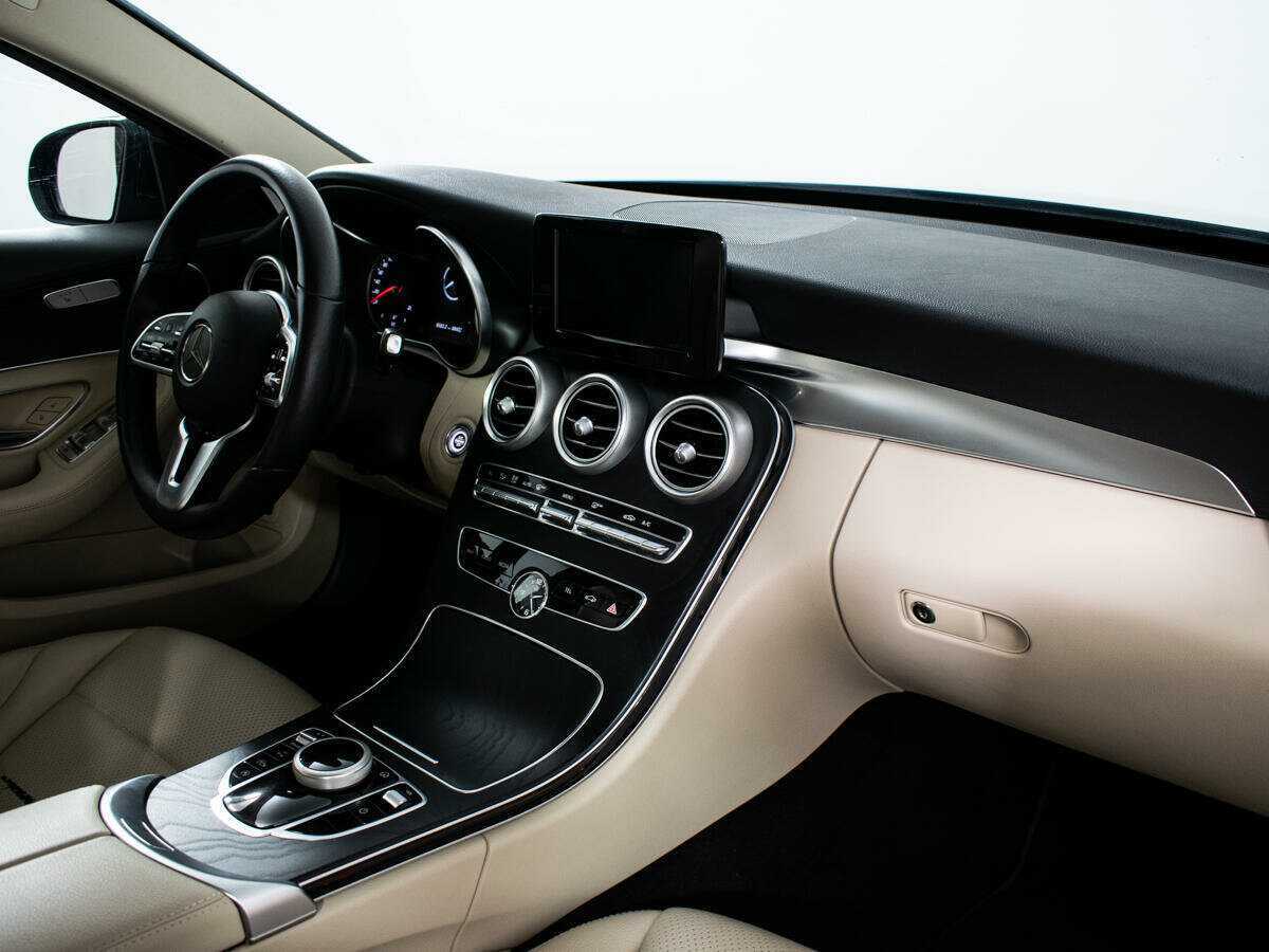 Купить Mercedes-Benz C-Класс 180, 2020, 68 520 км, фото №9