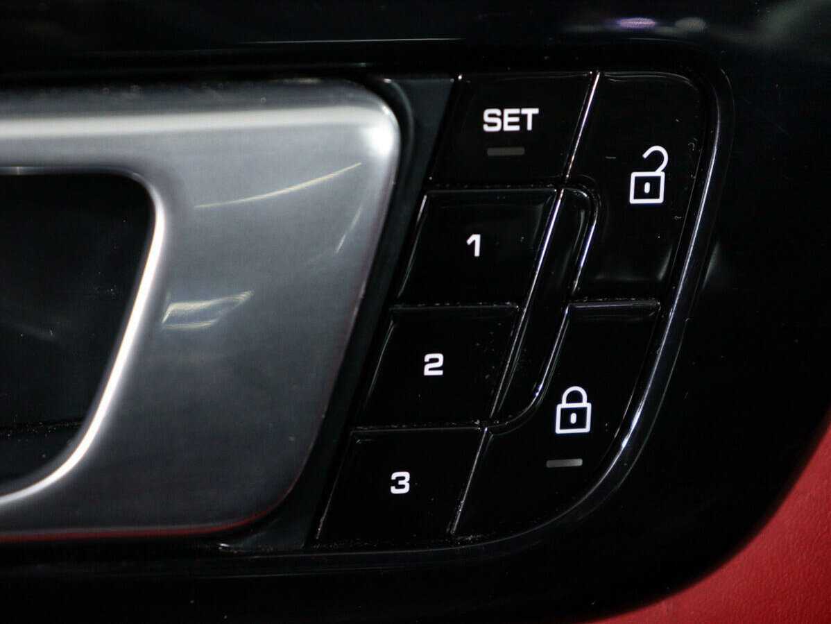 Купить Porsche Cayenne, 2019, 41 575 км, фото №17