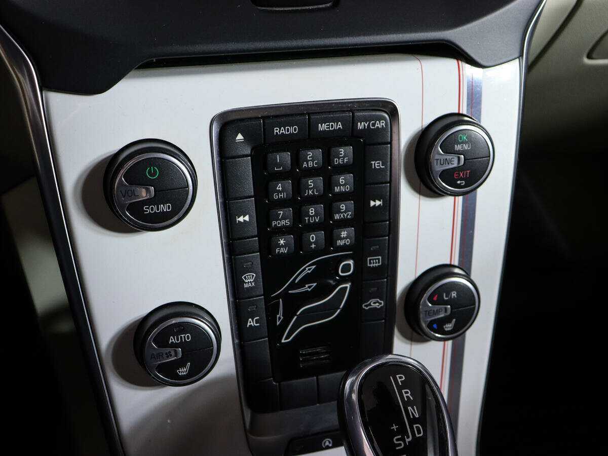 Купить Volvo V40 Cross Country, 2014, 248 484 км, фото №17