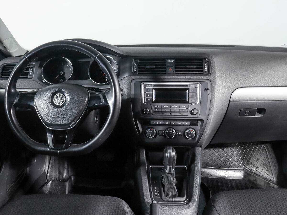 Купить Volkswagen Jetta, 2015, 134 800 км, фото №10