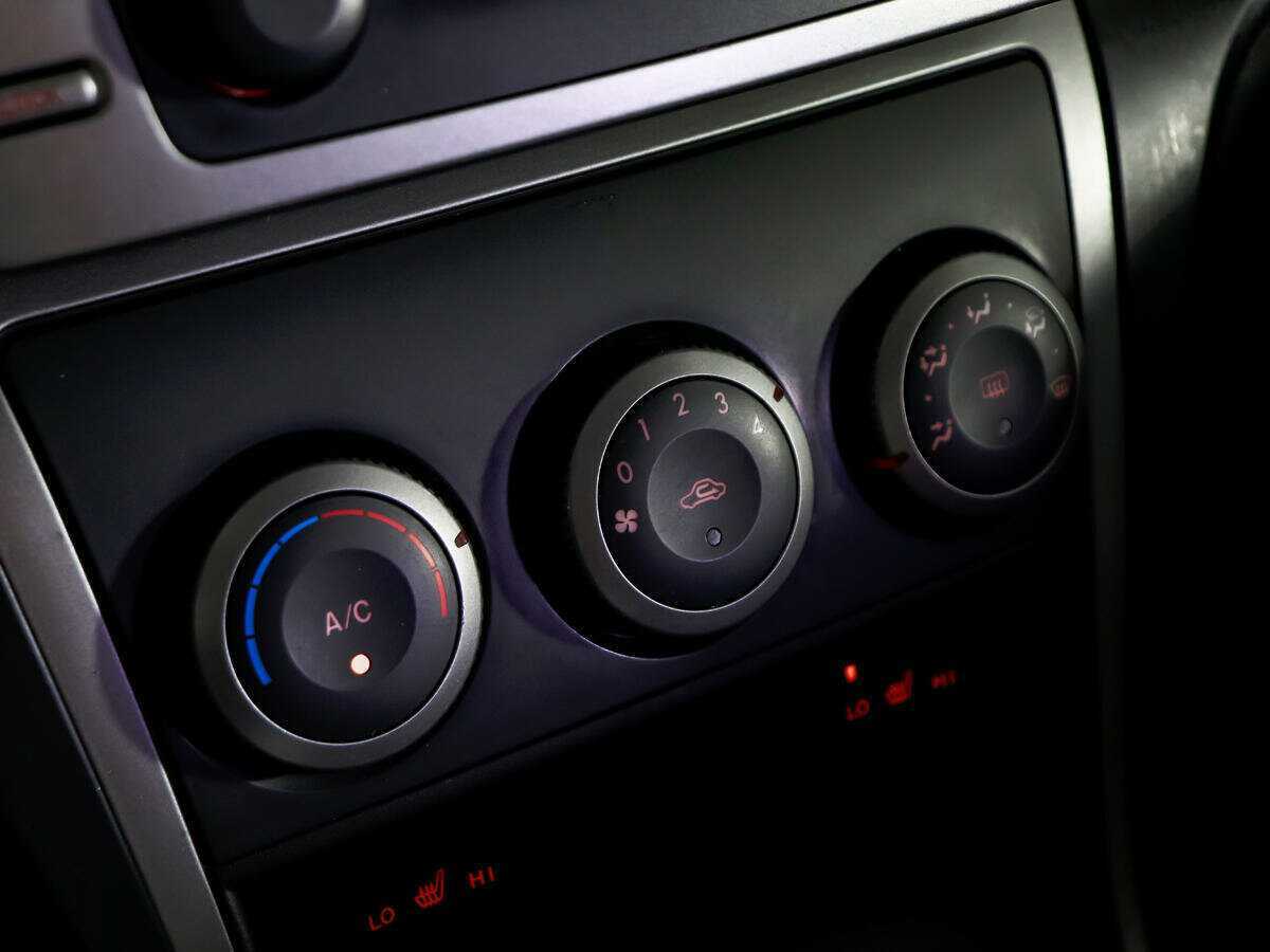 Купить Mazda 6, 2008, 242 926 км, фото №12