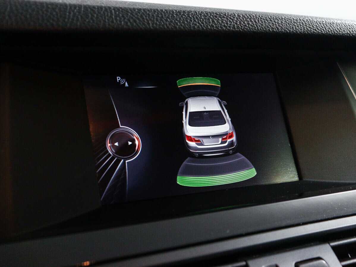 Купить BMW 5 серии 520d, 2016, 128 242 км, фото №14