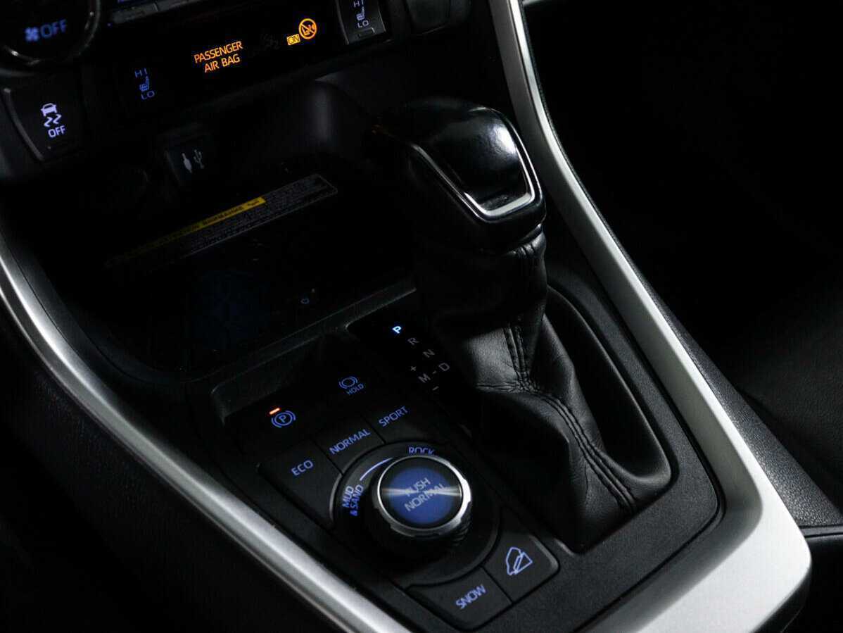 Купить Toyota RAV4, 2020, 92 000 км, фото №19