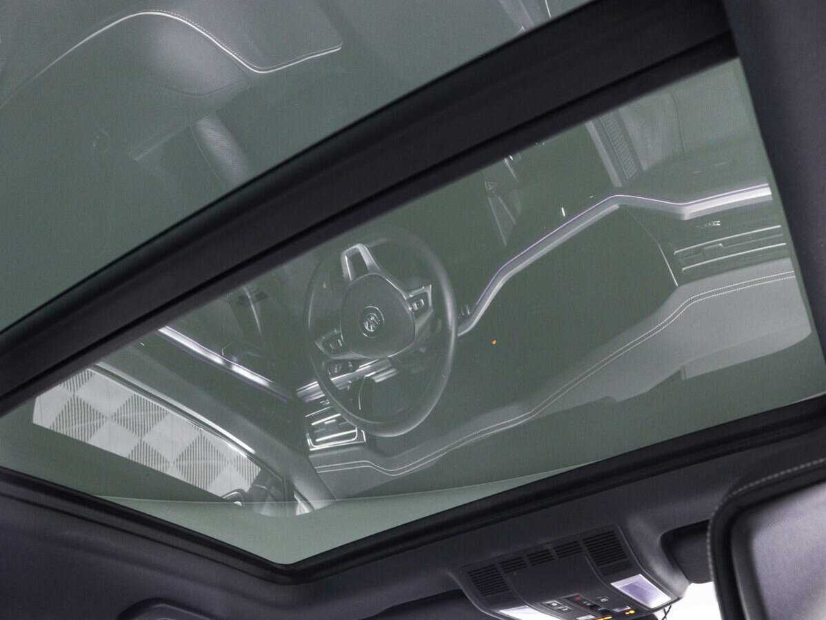 Купить Volkswagen Touareg, 2020, 125 392 км, фото №14