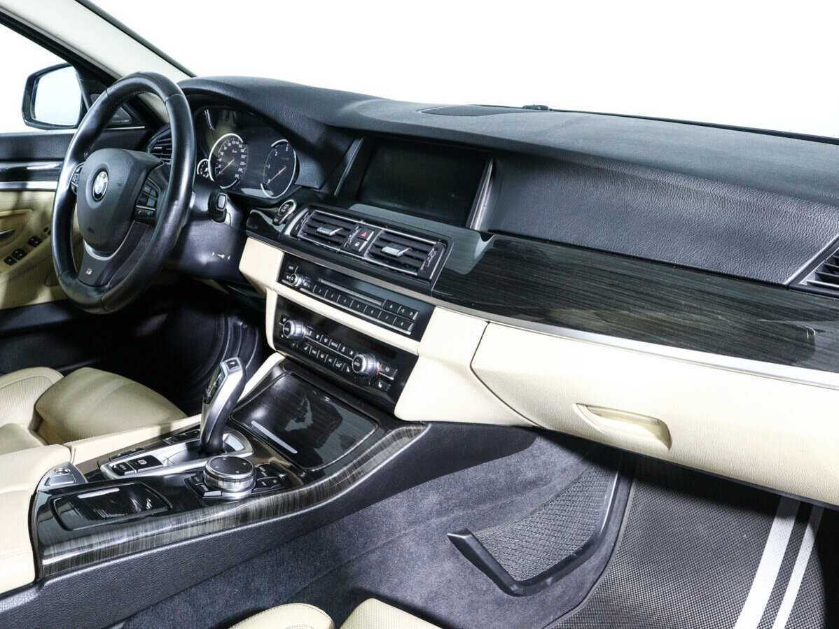 Купить BMW 5 серии 530d xDrive, 2016, 143 837 км, фото №9