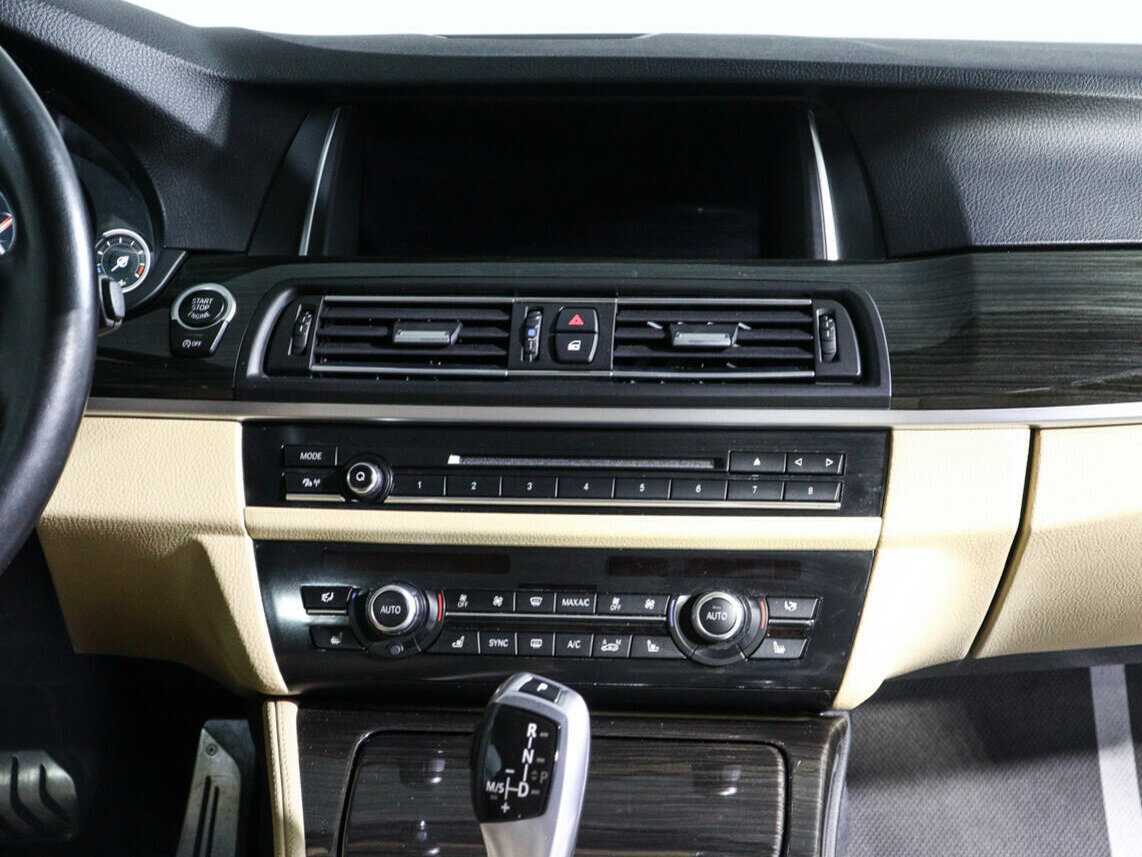 Купить BMW 5 серии 530d xDrive, 2016, 143 837 км, фото №13