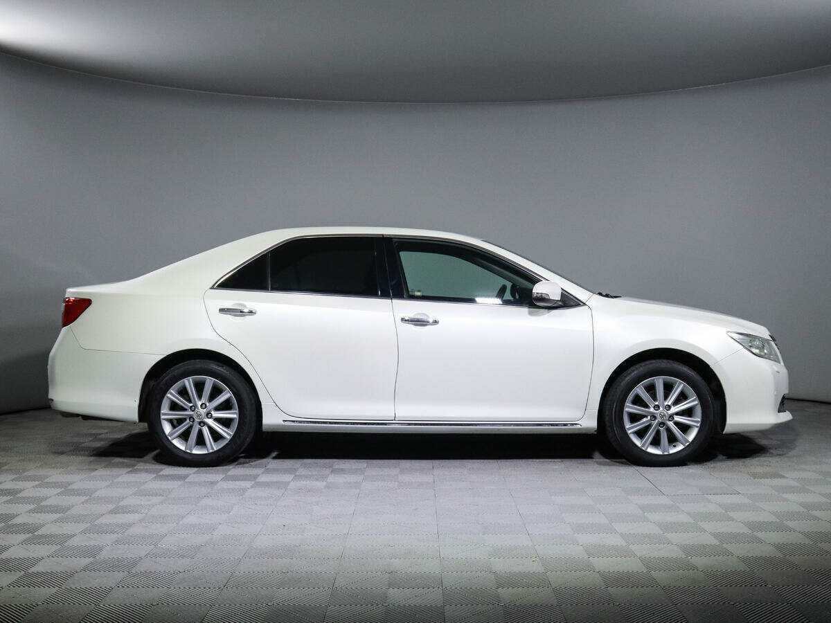 Купить Toyota Camry, 2014, 134 000 км, фото №4
