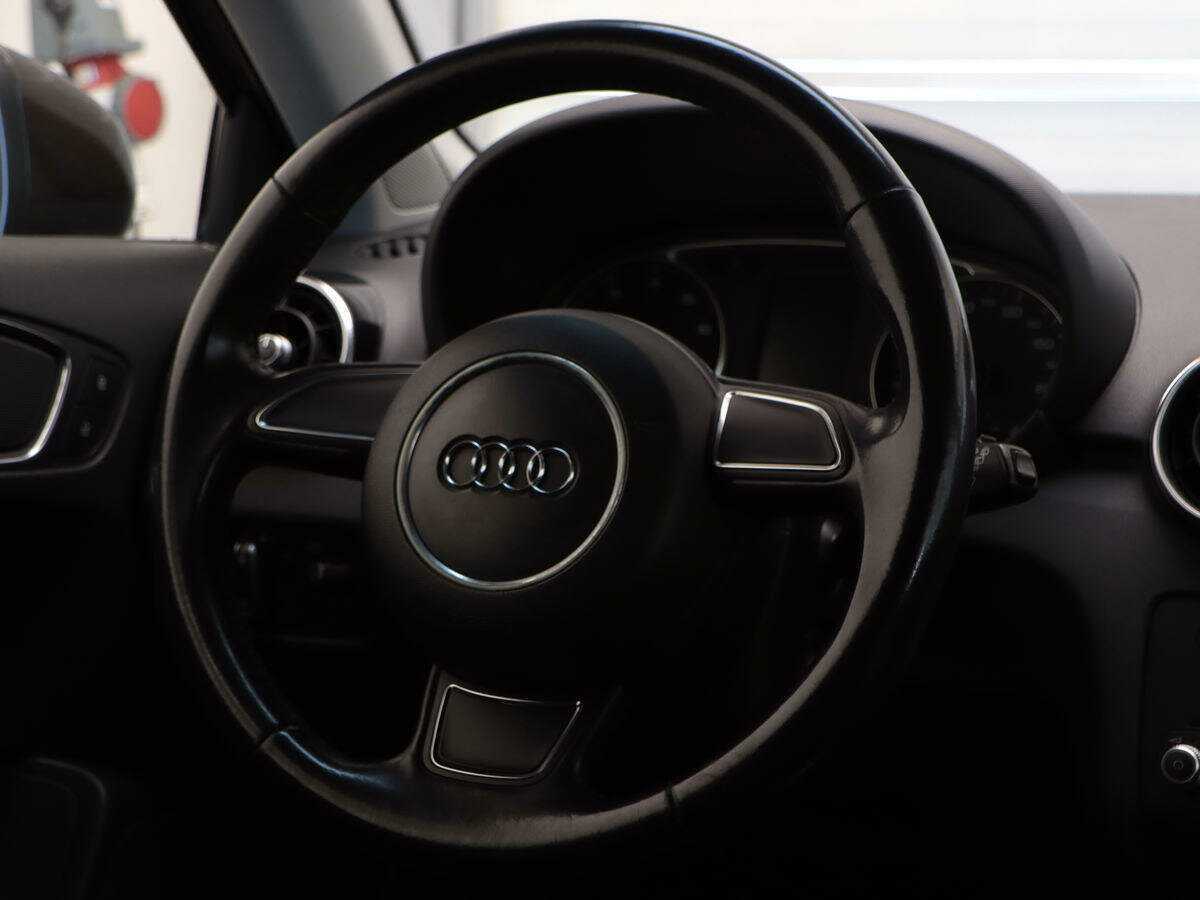 Купить Audi A1, 2011, 144 000 км, фото №10