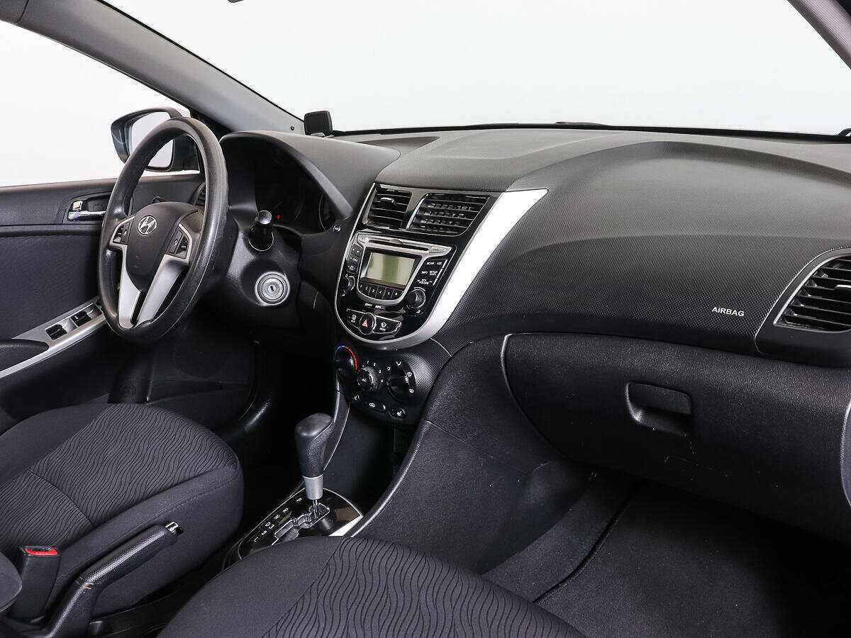 Купить Hyundai Solaris, 2012, 108 313 км, фото №8