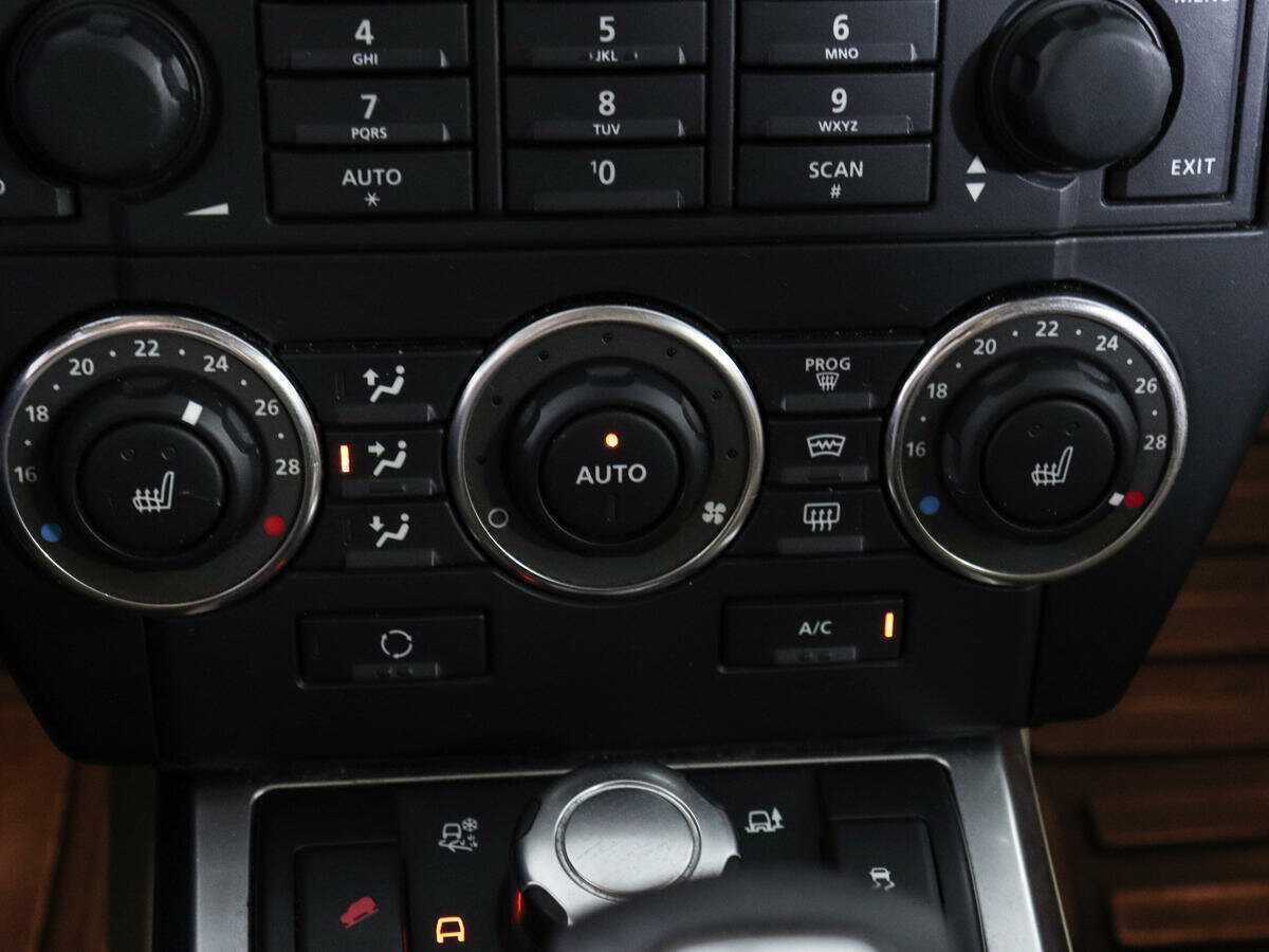 Купить Land Rover Freelander, 2011, 229 311 км, фото №22