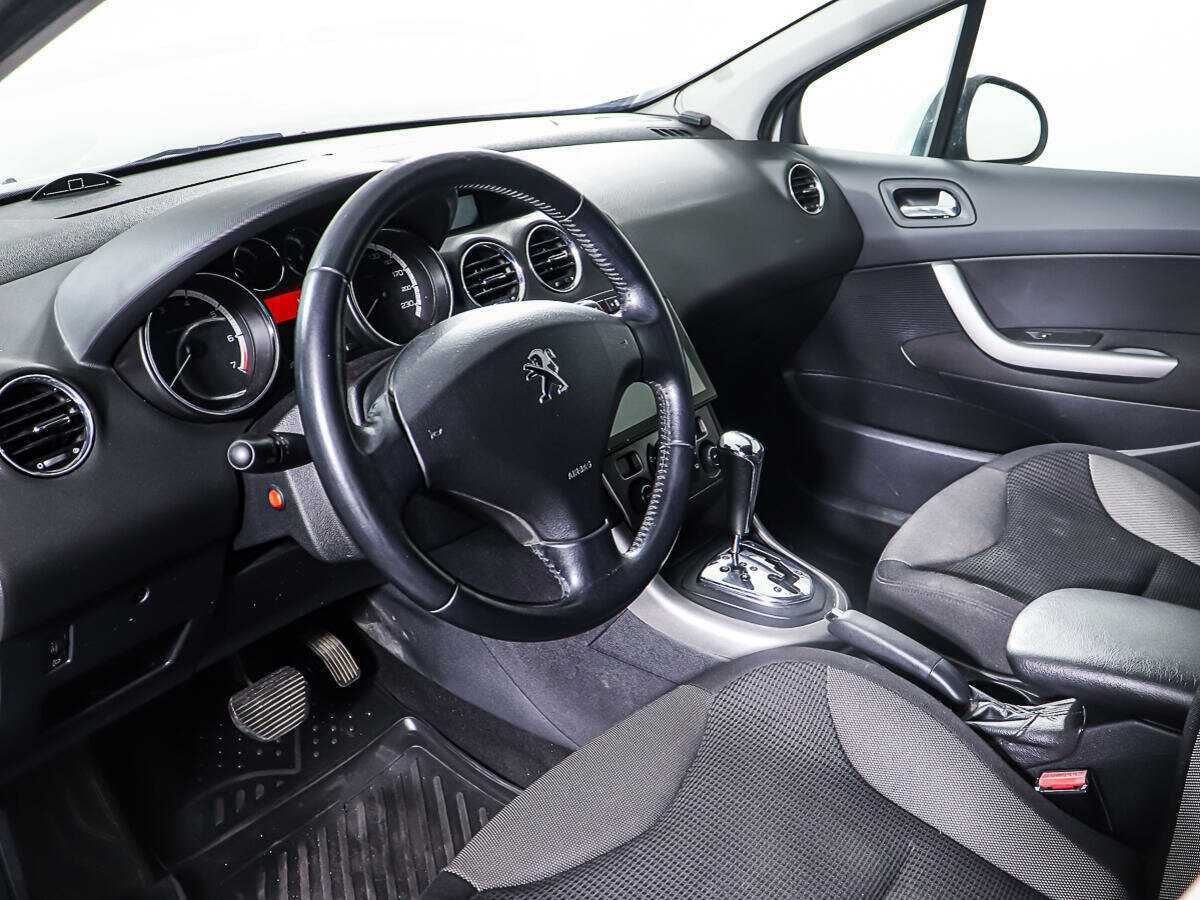 Купить Peugeot 308, 2011, 197 926 км, фото №13